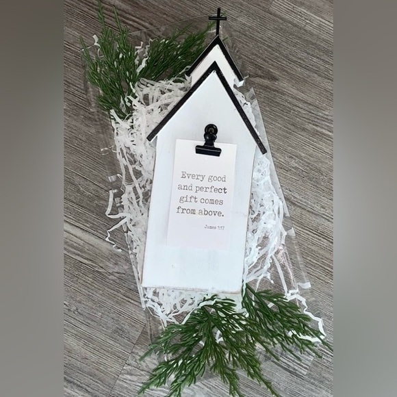 NWT Hallmark White Wooden Church+Interchangeable Scripture Cards - Picture 4 of 9